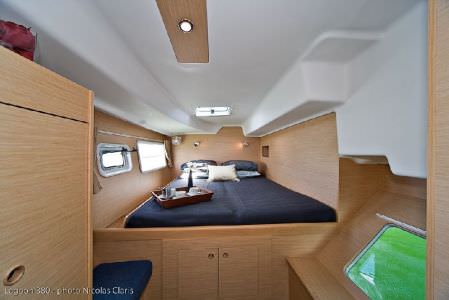 catamaran-lagoon-380-4