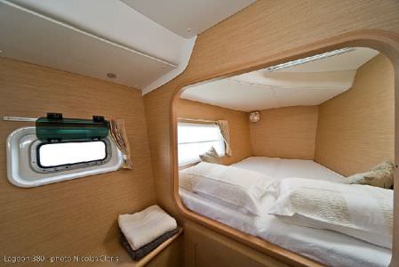 catamaran-lagoon-380-5
