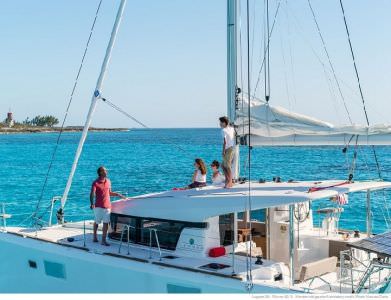 catamaran-lagoon-39-8